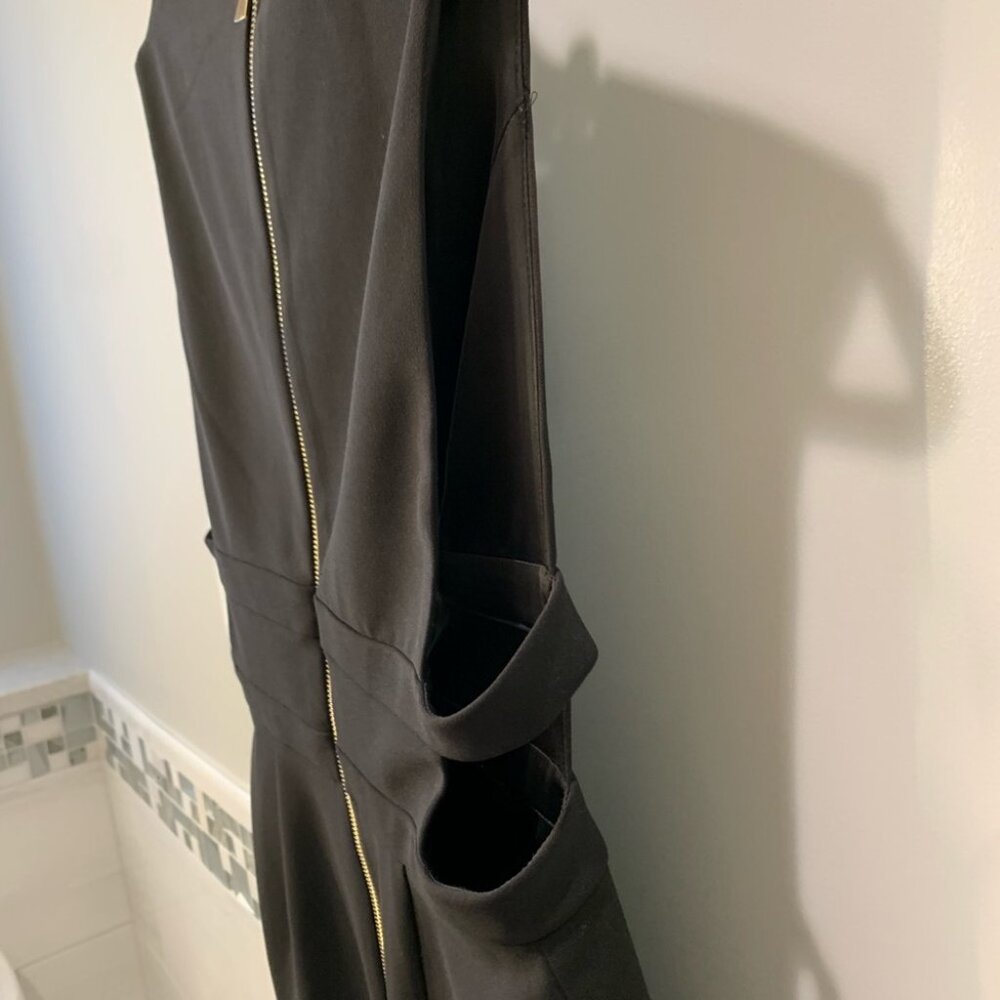 COPY - JAY GODFREY Deep Neck Back Zip Dress - Picture 5 of 6